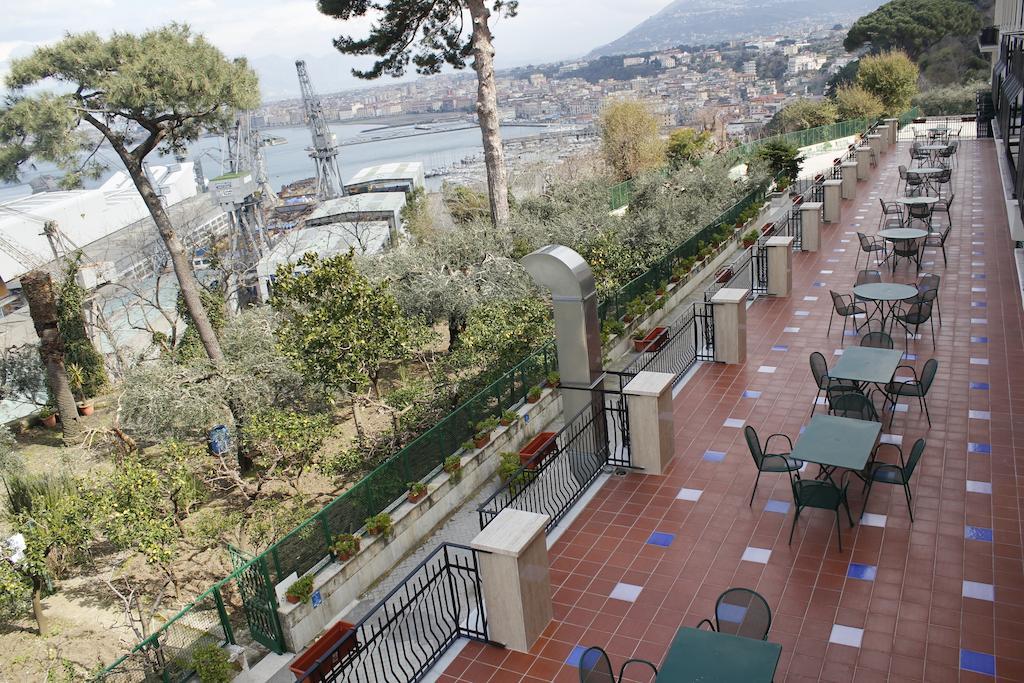 Ancelle Sorrento - Casa D'Accoglienza Hotel กาสเตลลัมมาเร ดิ สตาเบีย ภายนอก รูปภาพ